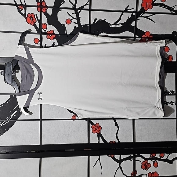 Under Armour‎ Reversible Tank Top Size Small NWOT - Picture 1 of 9